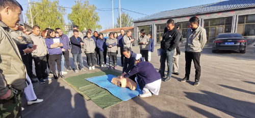 2019年11月14日我公司邀请有关专家进行紧急救护培训