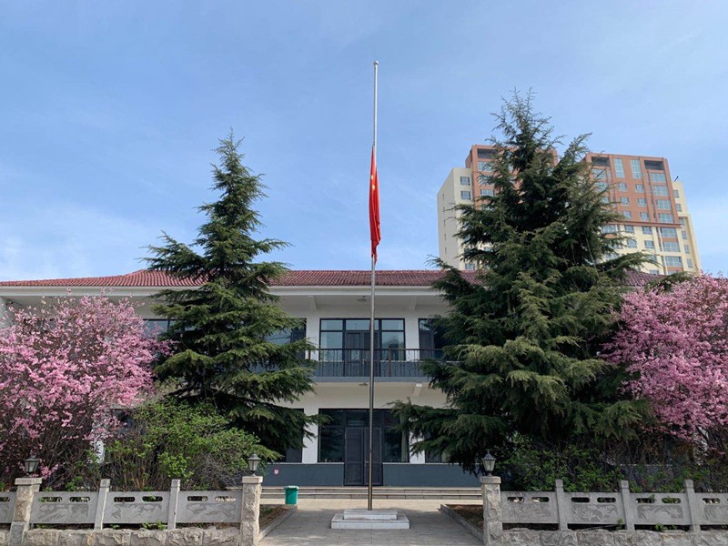 2020年4月4日，炬能公司举行默哀仪式